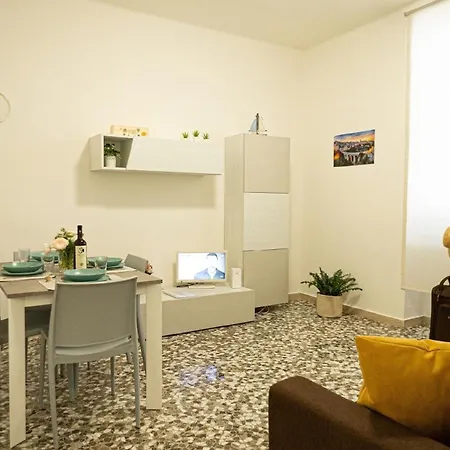 Fuer 4 Personen Ca 75 Qm In Bari, Adriakueste Italien Ostkueste Von Apulien Apartment Bari