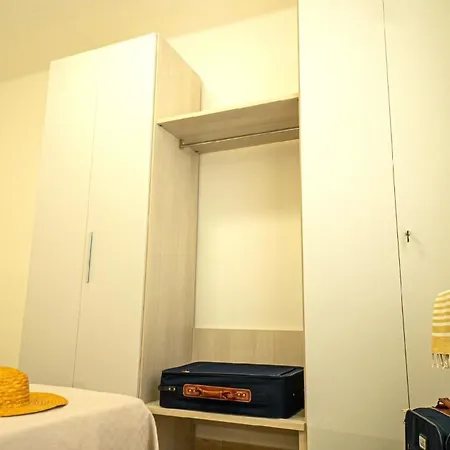 Apartman Fuer 4 Personen Ca 75 Qm In Bari, Adriakueste Italien Ostkueste Von Apulien