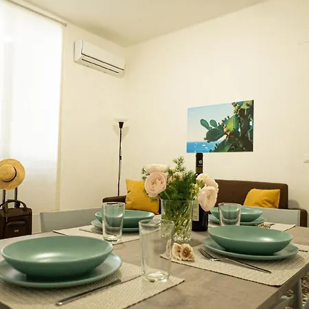 Apartman Fuer 4 Personen Ca 75 Qm In Bari, Adriakueste Italien Ostkueste Von Apulien Bari